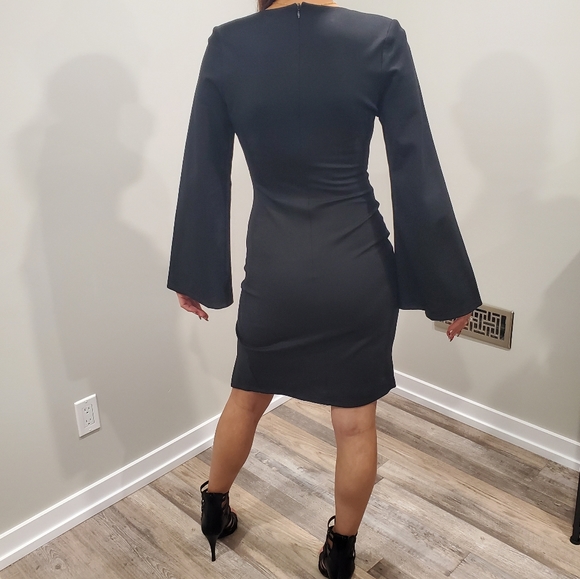 Little black dress - Picture 4 of 7